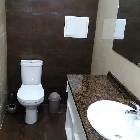 Vista Atlantico Com Carro E Bicicleta Gratis Villa Gaula Exterior photo