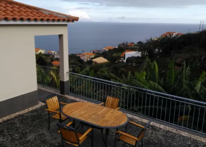 Vista Atlantico Com Carro E Bicicleta Gratis